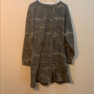 Camo sweatshirt dress